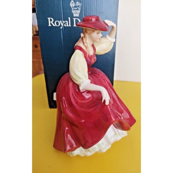 Royal Doulton, Figurine Buttercup HN2399, Vintage 1963 with Box - Picture 11 of 16